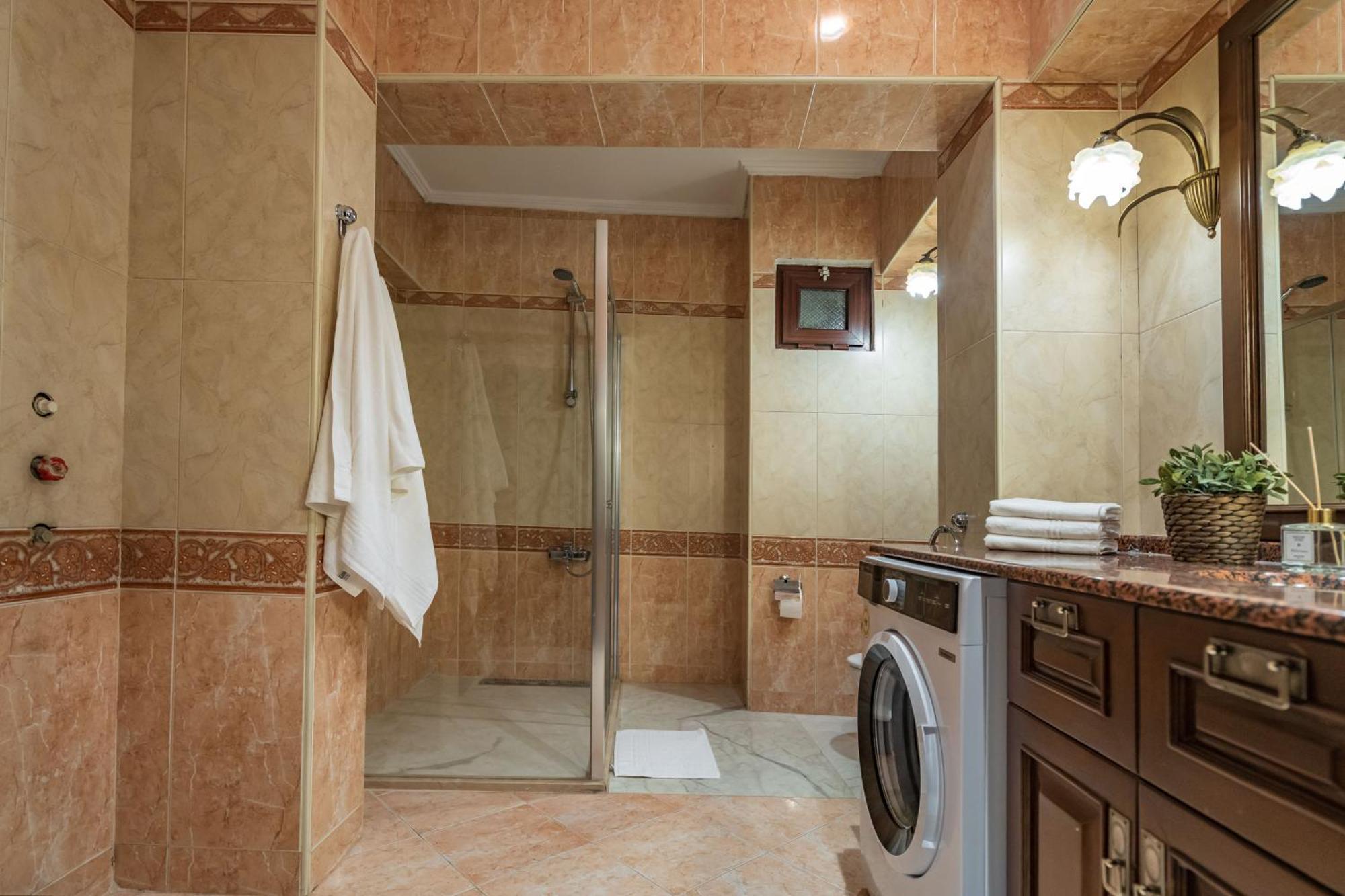 Verula Apartament *